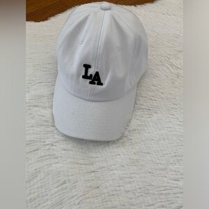 New Women’s LA Hat Standard Size Adjustable Strap 100% Cotton Embroidered White